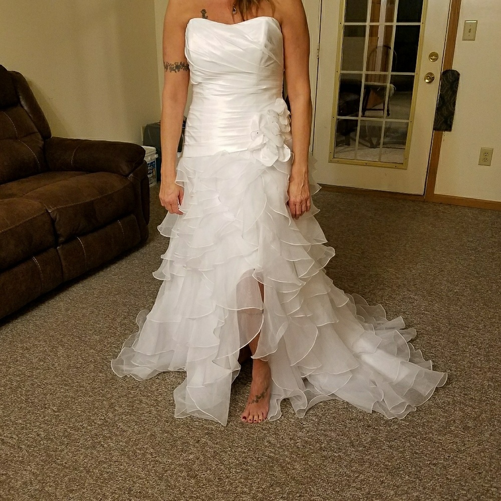 Wedding Dress -NWT size 8 to 12